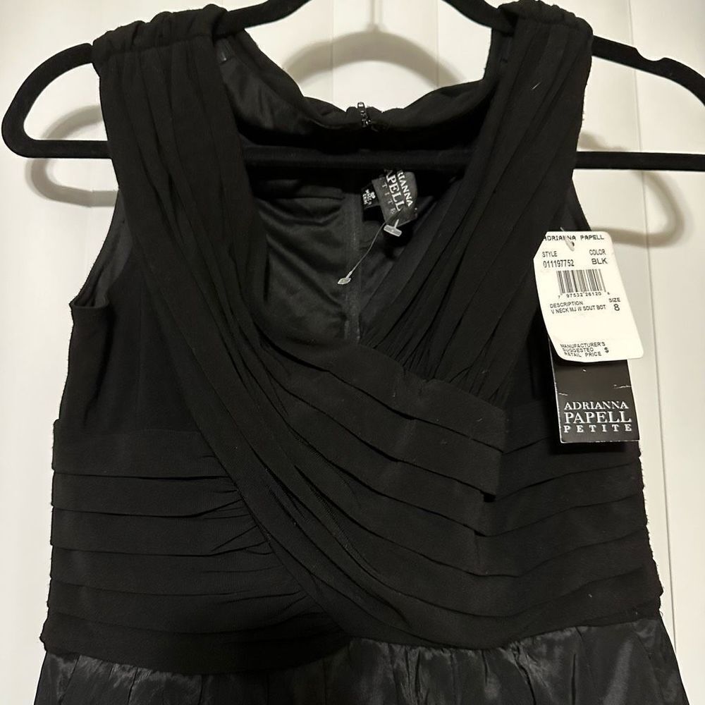 Adrianna Papell black formal midi v-neck formal dress, fit & flare , zippered ba - Picture 6 of 13